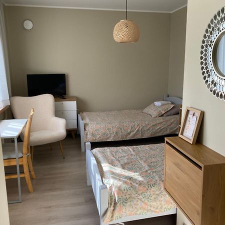 Ohtu Poik 4 City Center Apartment Pärnu Exteriér fotografie